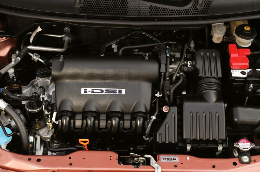  Honda Jazz 2005 года  (фото 29 из 29)